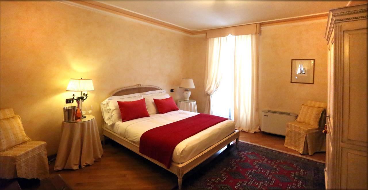 Albergo Castiglione Langhe Кастильоне-Тинелла Экстерьер фото